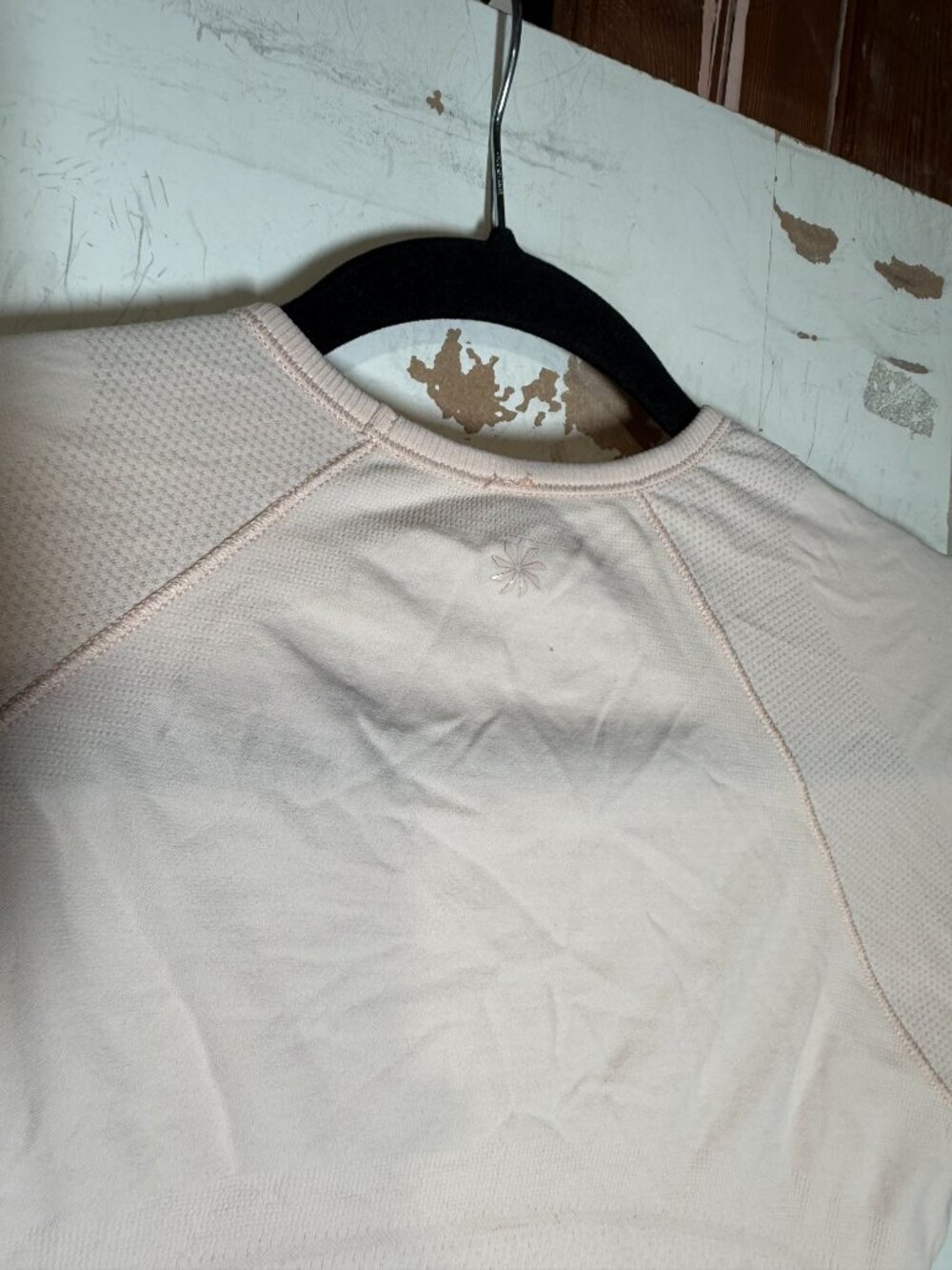 Athleta Girl Performance Tee Dream Crazy Big Blush Pink Size Large Stretchy - Picture 5 of 6